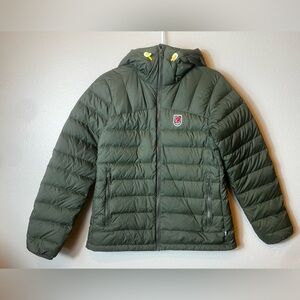 Women’s FjallRaven 86122 Expedition Pack Down Hoodie in Green Size S